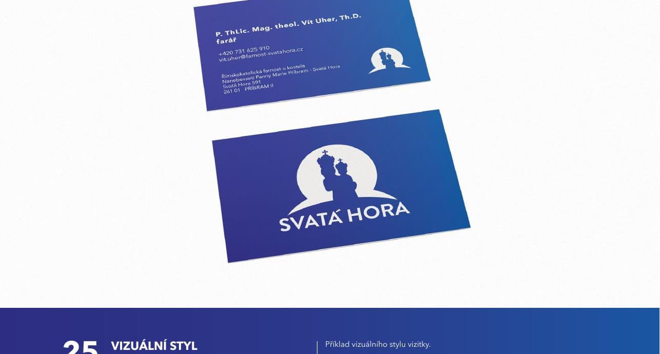 Oboustranná vizitka na modrém gradientu s logem a kontaktem